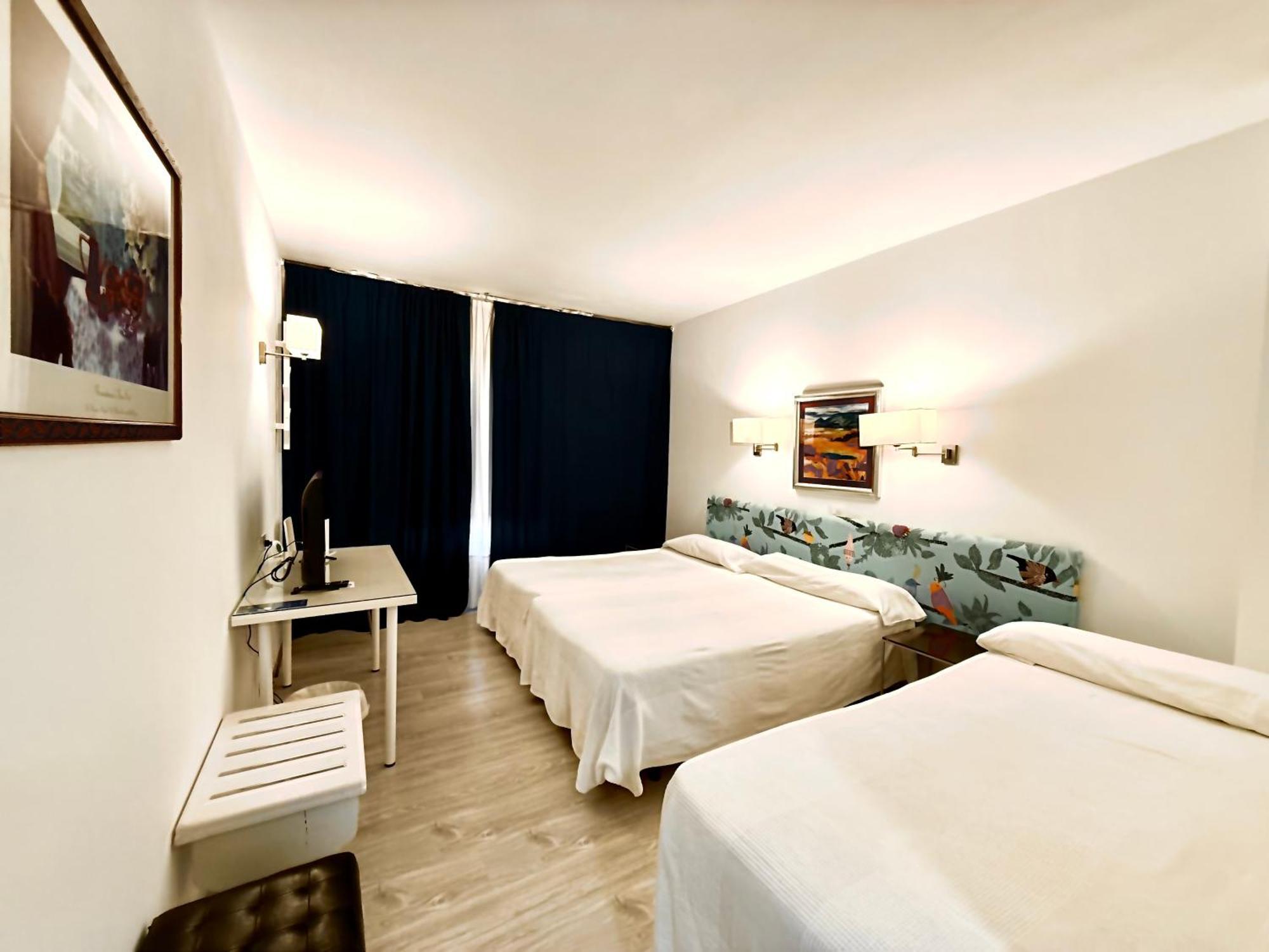 Hotel Virrey Арнедо Екстериор снимка