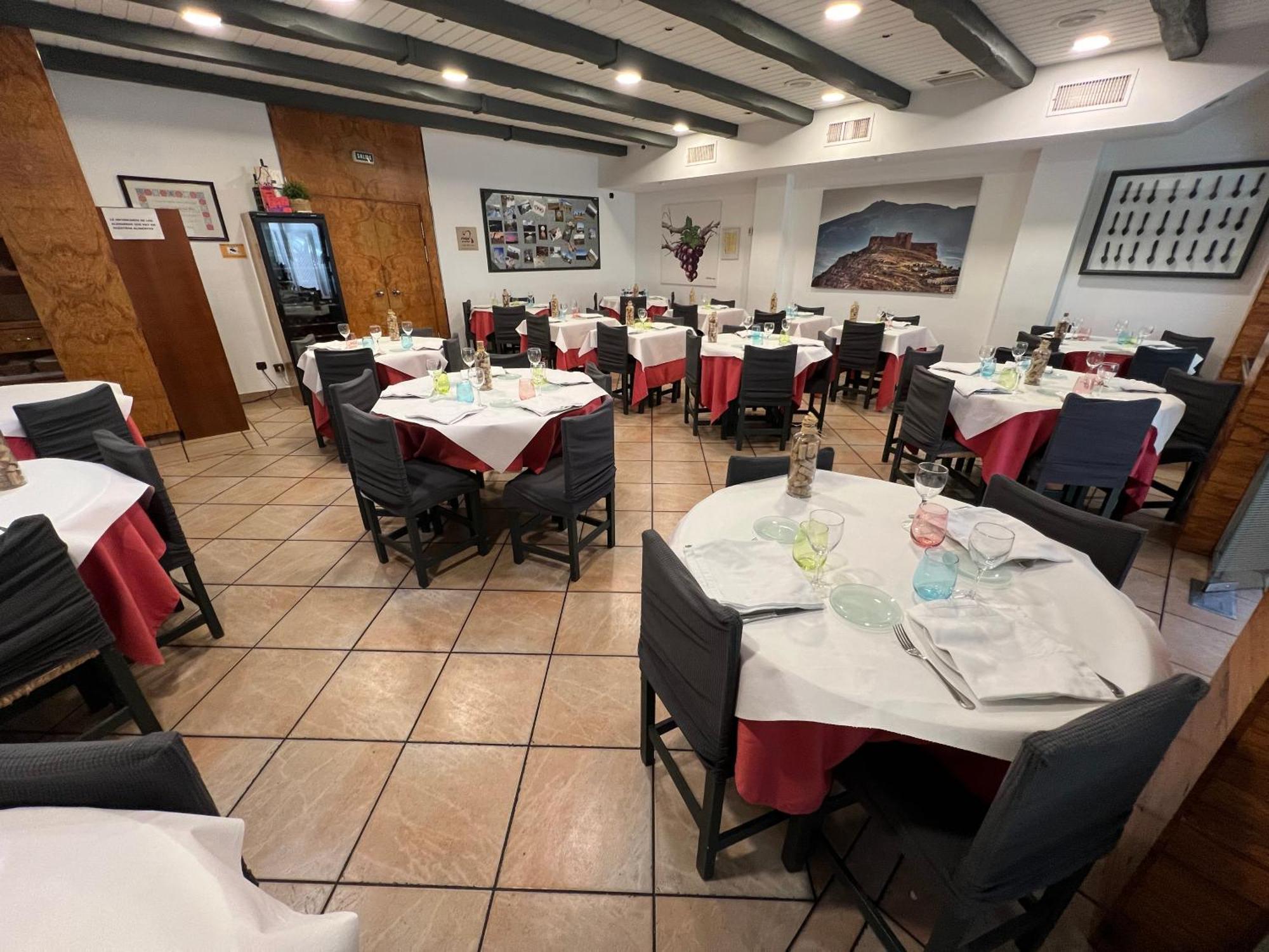 Hotel Virrey Арнедо Екстериор снимка